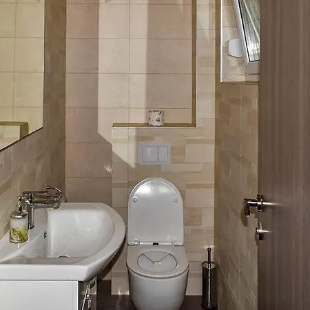 דירה In With Wifi